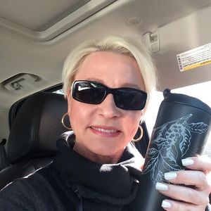 Meet your Posher, Jan